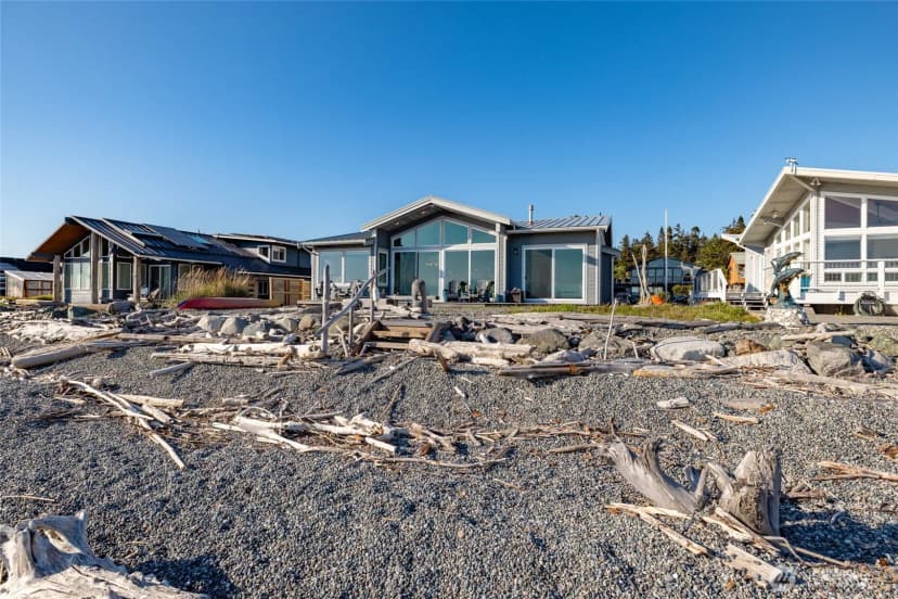 Property photo for 121 Keystone Avenue, Coupeville photo 4