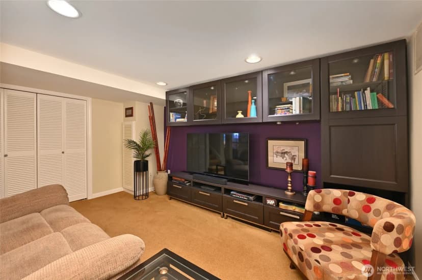 Property photo for 4061 W Ruffner Street, Seattle photo 17