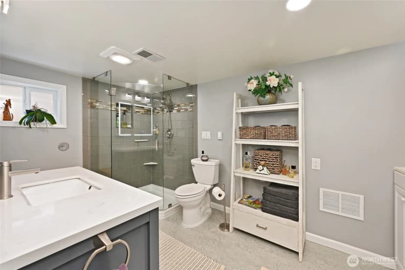 Property photo for 4061 W Ruffner Street, Seattle photo 13