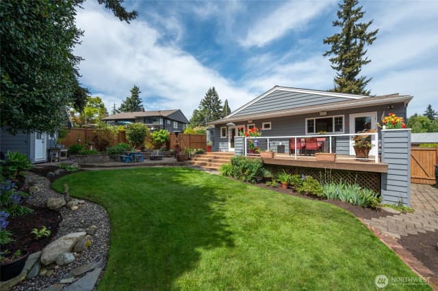 Property photo for 4061 W Ruffner Street, Seattle photo 3