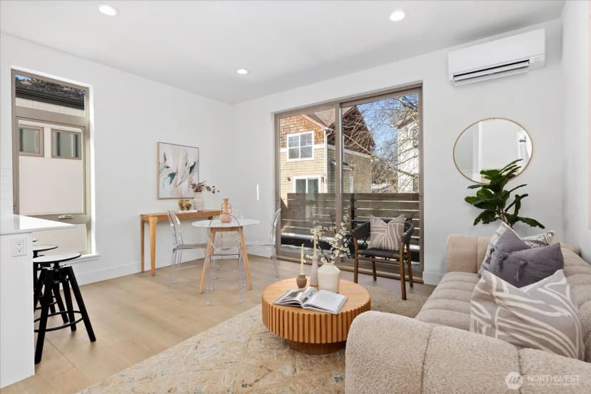 Property photo for 12044 Hiram Place Ne #b, Seattle photo 12