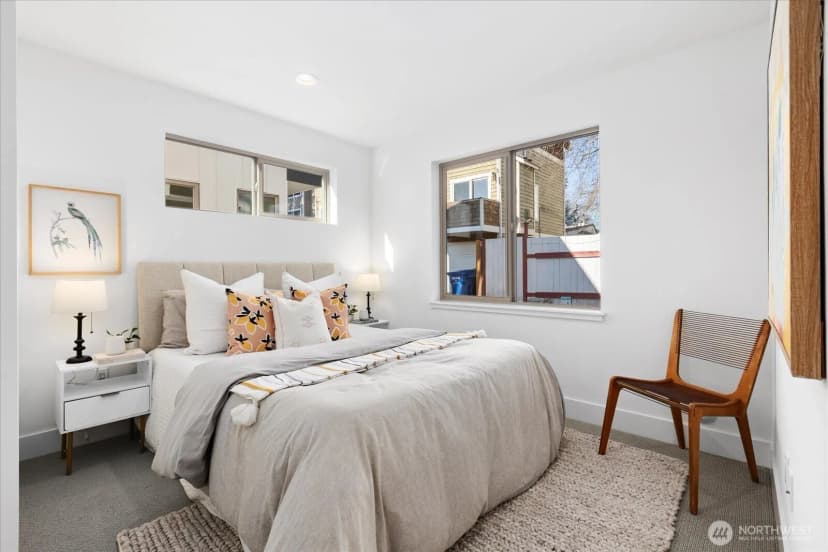 Property photo for 12044 Hiram Place Ne #b, Seattle photo 14