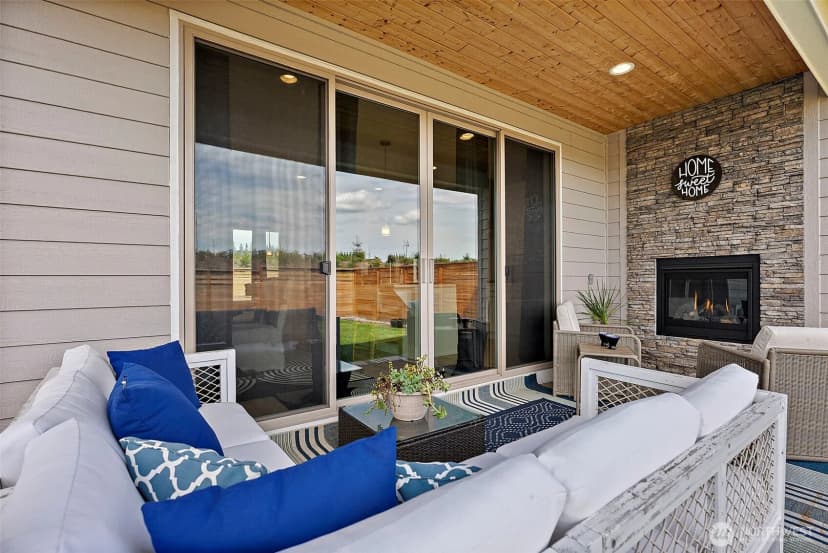 Property photo for 20523 153rd Street E, Bonney Lake photo 10