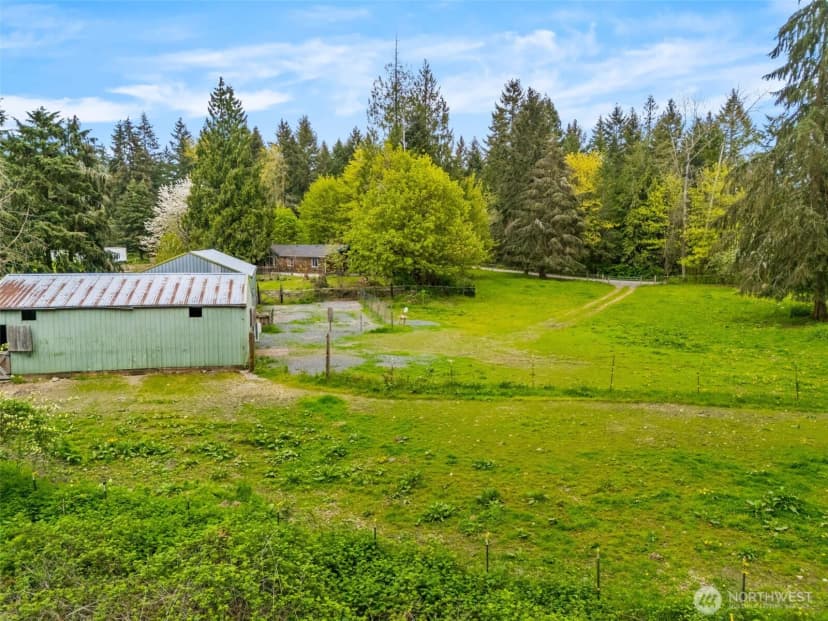 Property photo for 35308 16th Avenue Ct S, Roy photo 7