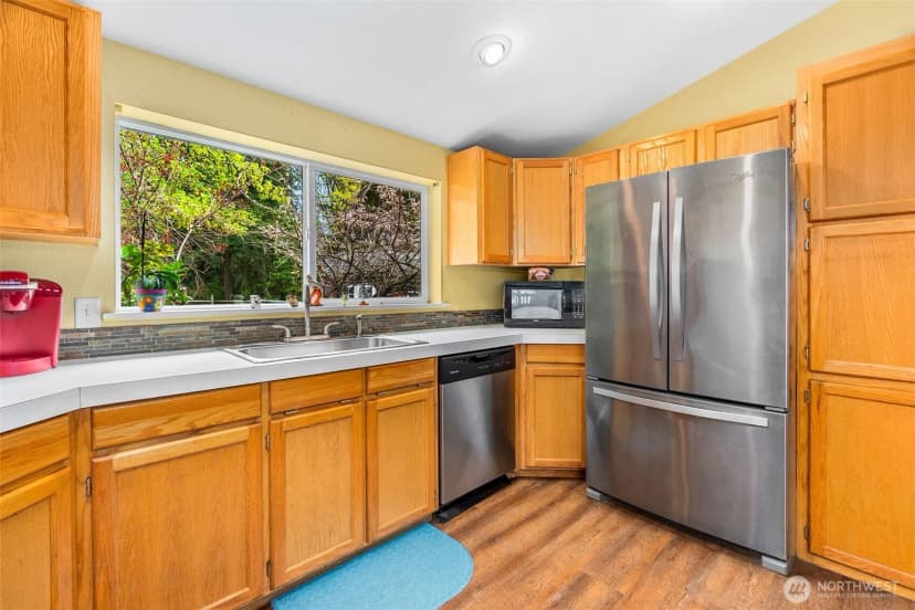 Property photo for 35308 16th Avenue Ct S, Roy photo 16