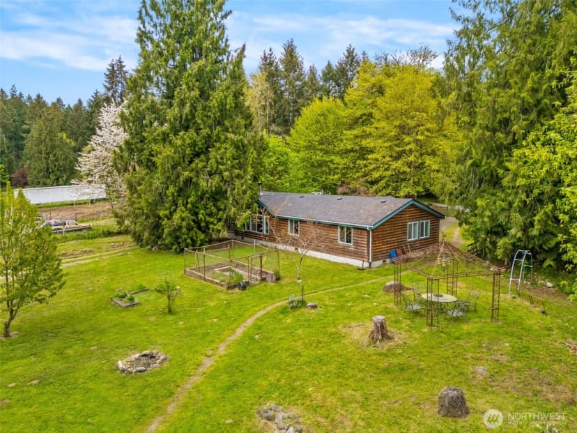 Property photo for 35308 16th Avenue Ct S, Roy photo 8