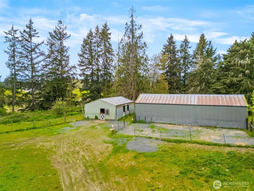 Property photo for 35308 16th Avenue Ct S, Roy photo 5