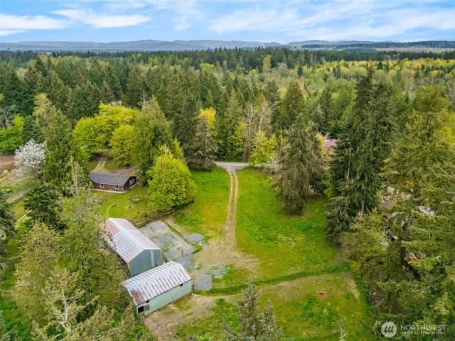 Property photo for 35308 16th Avenue Ct S, Roy photo 2