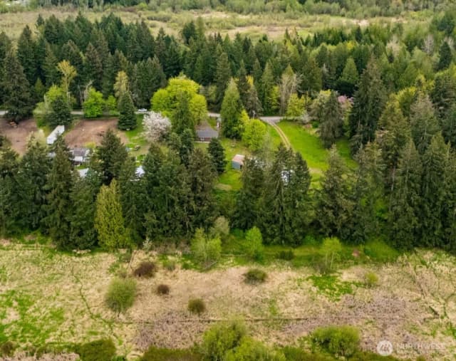 Property photo for 35308 16th Avenue Ct S, Roy photo 4