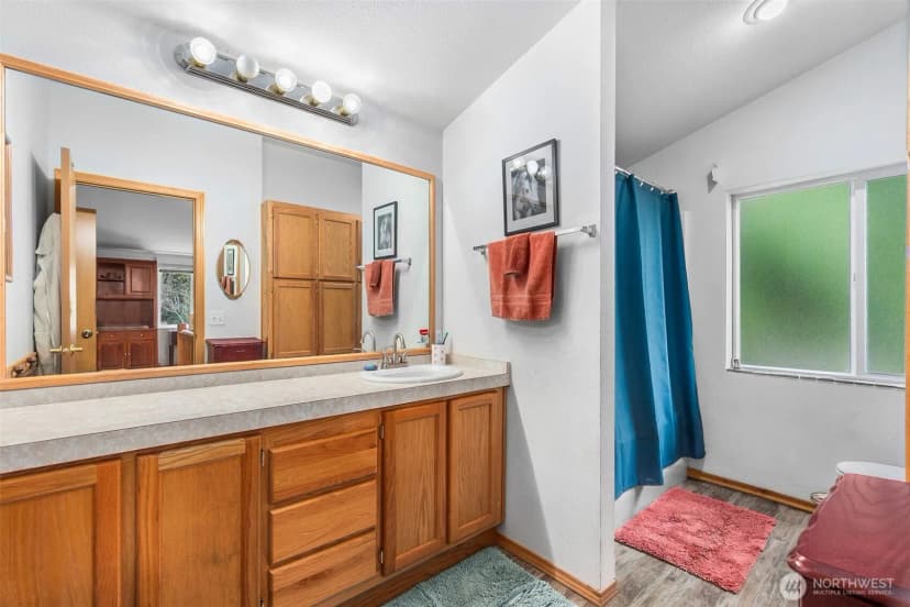 Property photo for 35308 16th Avenue Ct S, Roy photo 19