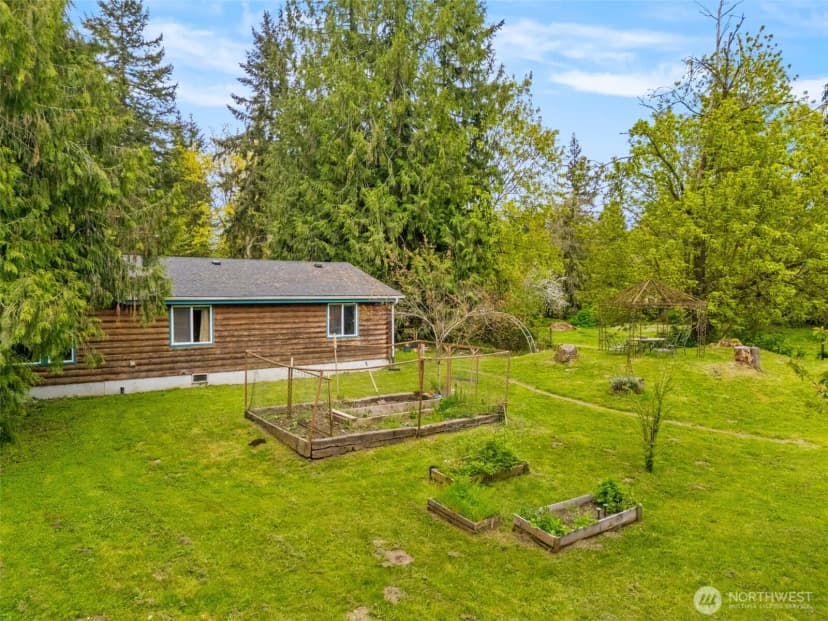 Property photo for 35308 16th Avenue Ct S, Roy photo 9