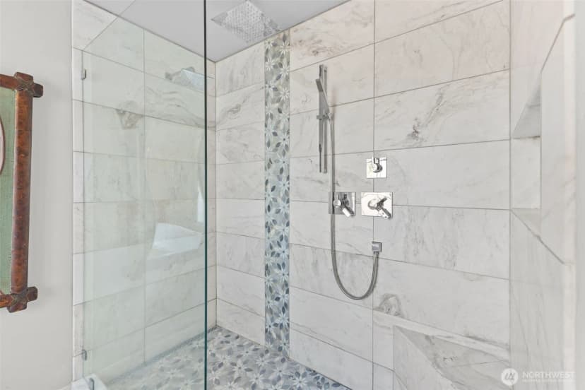 Property photo for 21503 60th Street E, Bonney Lake photo 17
