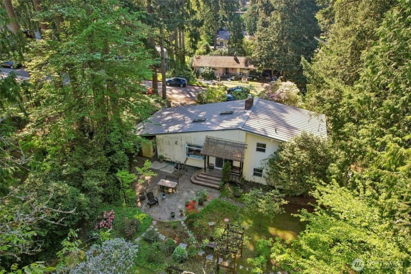 Property photo for 1606 153rd Avenue Se, Bellevue photo 31