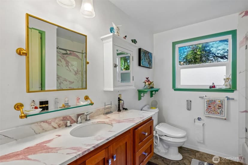 Property photo for 1606 153rd Avenue Se, Bellevue photo 12