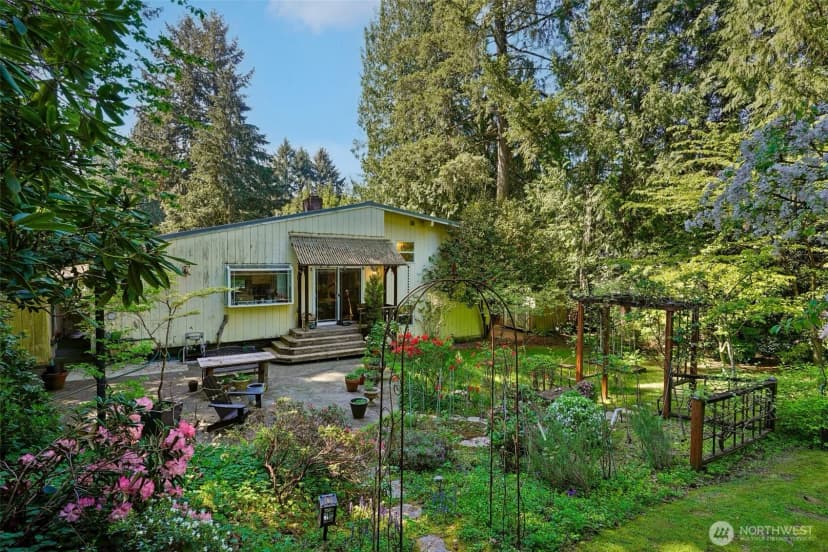 Property photo for 1606 153rd Avenue Se, Bellevue photo 23