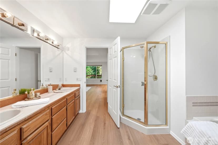 Property photo for 6031 88th Street Sw, Mukilteo photo 9