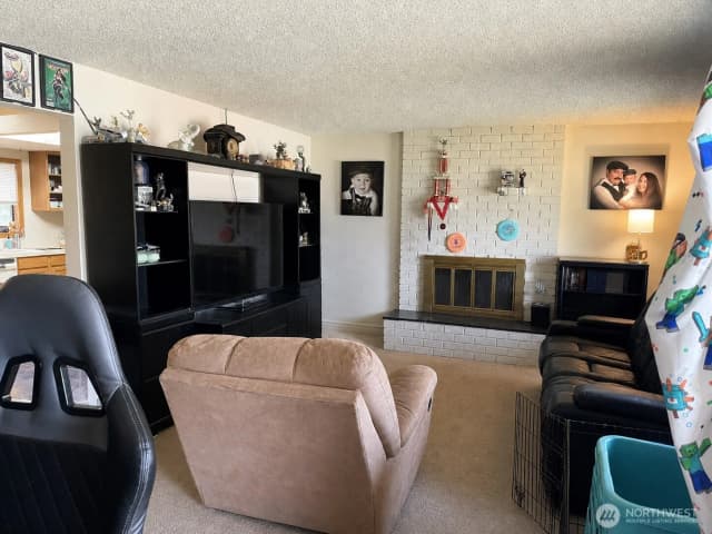 Property photo for 605 Scott Drive, Centralia photo 2