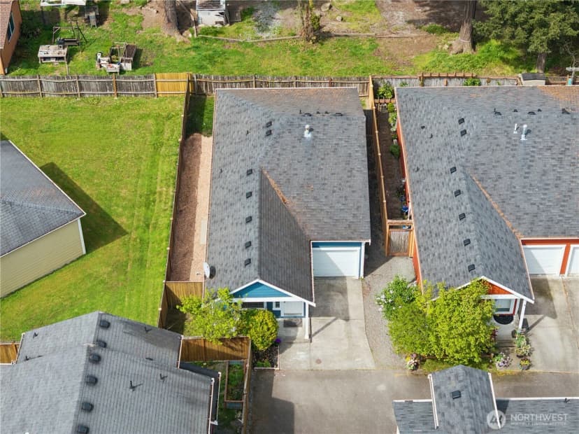 Property photo for 11308 6th Avenue E, Tacoma photo 19