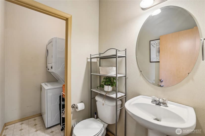Property photo for 11308 6th Avenue E, Tacoma photo 18