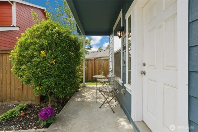 Property photo for 11308 6th Avenue E, Tacoma photo 3