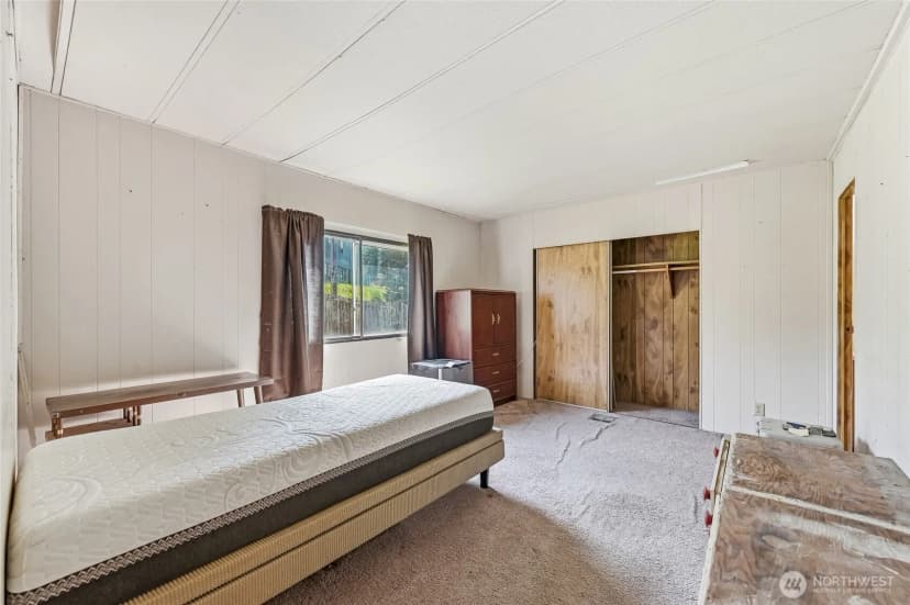 Property photo for 32711 Commission Avenue, Black Diamond photo 16