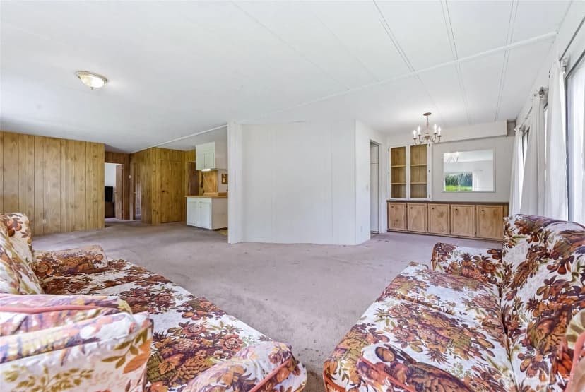 Property photo for 32711 Commission Avenue, Black Diamond photo 7
