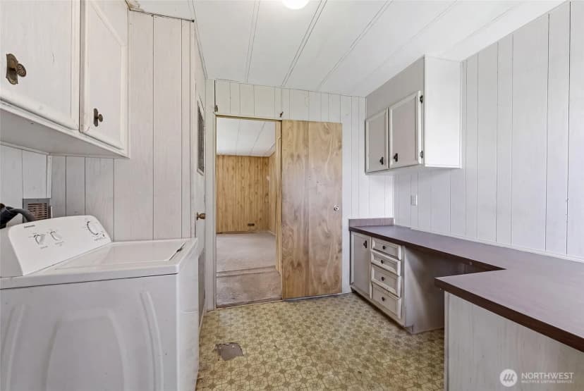 Property photo for 32711 Commission Avenue, Black Diamond photo 18