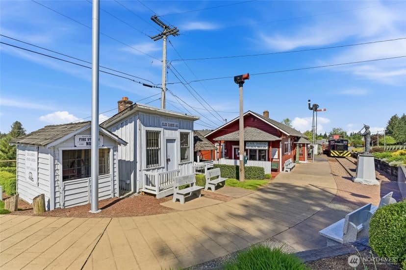 Property photo for 32711 Commission Avenue, Black Diamond photo 30