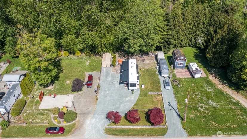 Property photo for 23727 Cove Road, Sedro Woolley photo 2