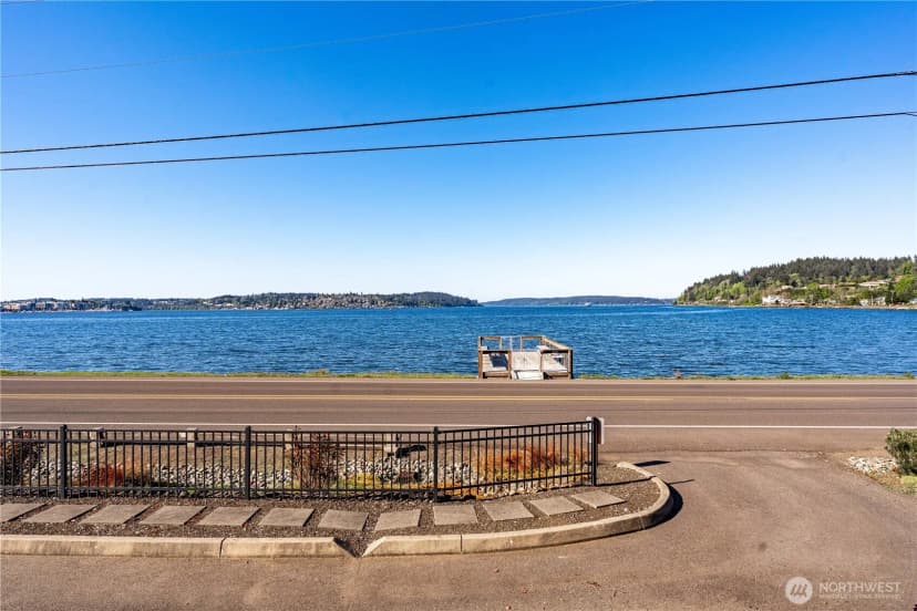 Property photo for 1253 Beach Drive E, Port Orchard photo 31