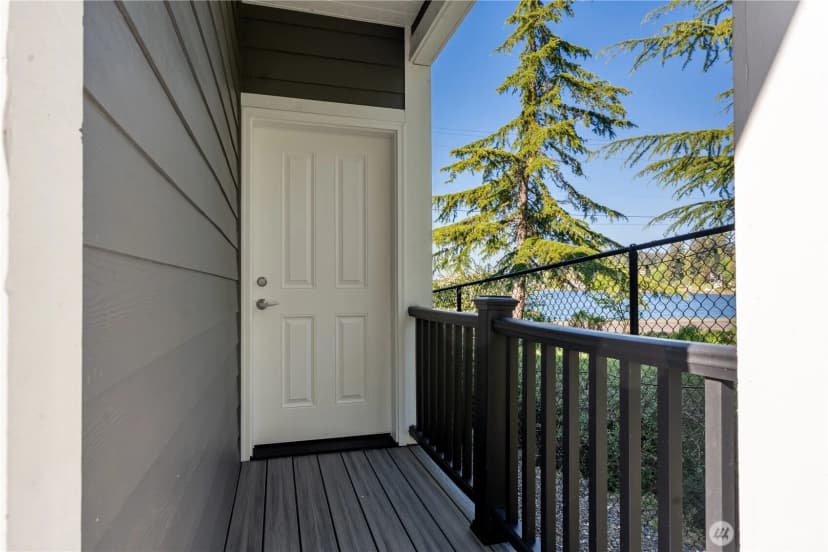 Property photo for 1253 Beach Drive E, Port Orchard photo 36