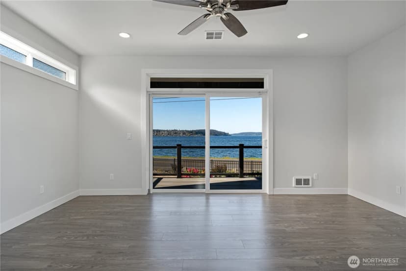 Property photo for 1253 Beach Drive E, Port Orchard photo 30