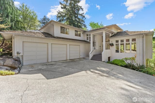 Property photo for 13032 204th Place Se, Issaquah