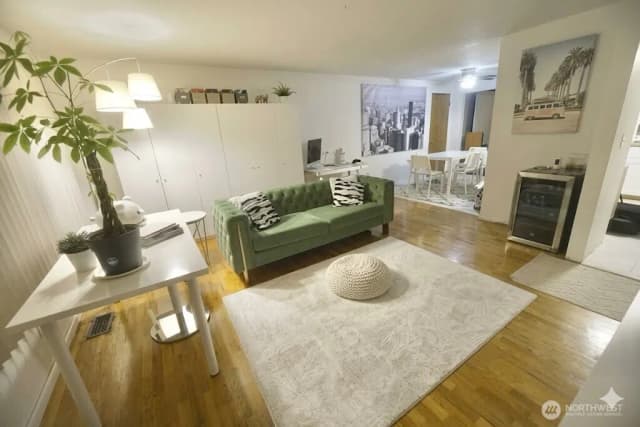 Property photo for 2125 Elm Street Se, Auburn photo 3