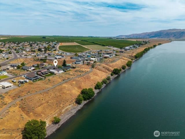 Property photo for 512 Sw Island View, Mattawa photo 3