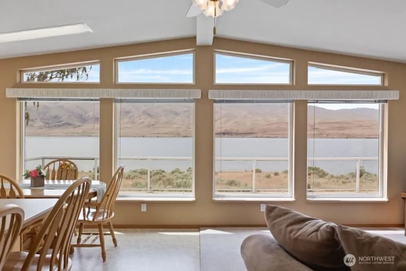 Property photo for 512 Sw Island View, Mattawa photo 2