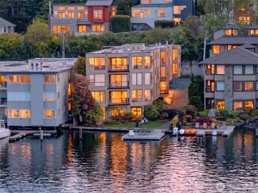 Property photo for 510 Lakeside Avenue S #6, Seattle