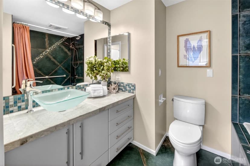 Property photo for 510 Lakeside Avenue S #6, Seattle photo 13