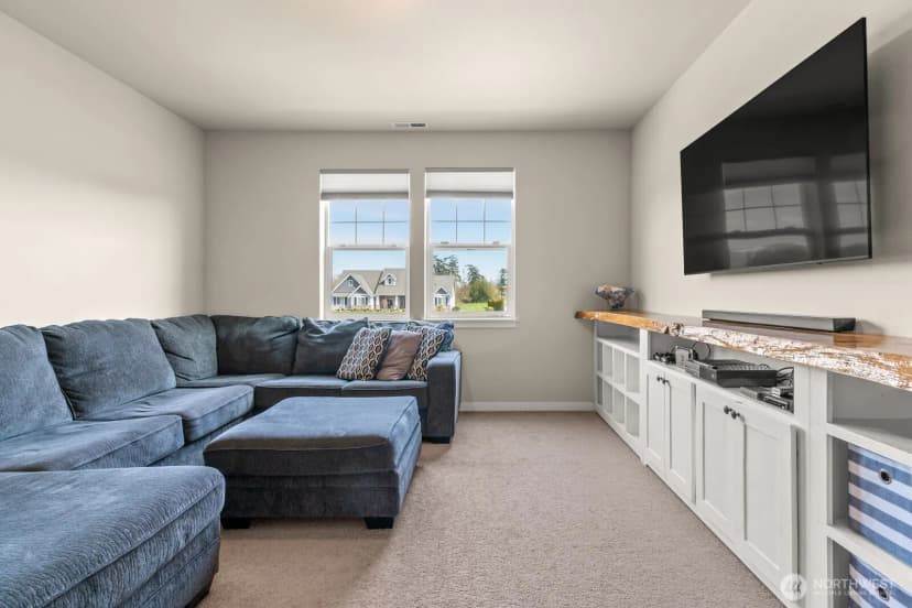 Property photo for 10916 Bay Meadows Lane, Burlington photo 22