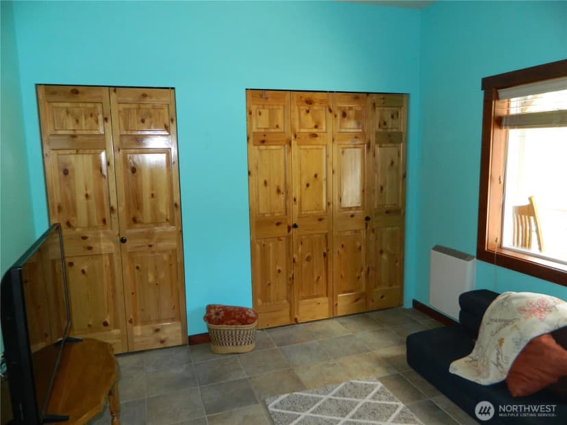 Property photo for 46 Little Bear Lane, Tonasket photo 12