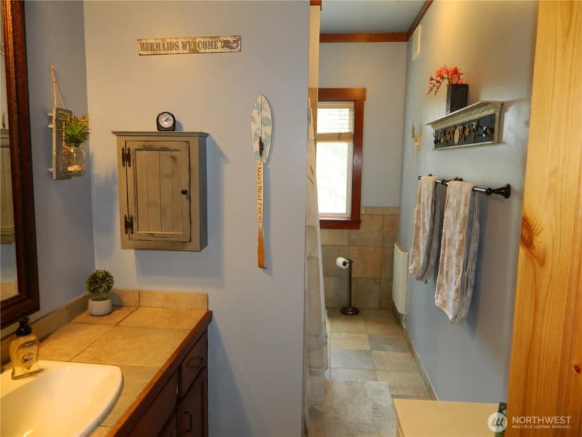 Property photo for 46 Little Bear Lane, Tonasket photo 13