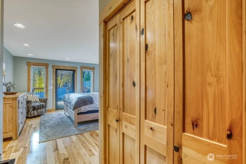 Property photo for 1221 Commercial, Leavenworth photo 17