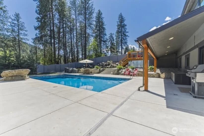 Property photo for 1221 Commercial, Leavenworth photo 34