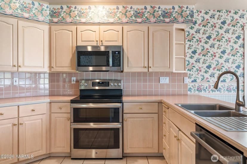 Property photo for 8204 Midvale Road, Yakima photo 15