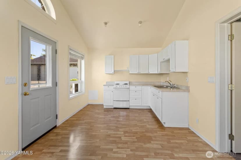 Property photo for 8204 Midvale Road, Yakima photo 30