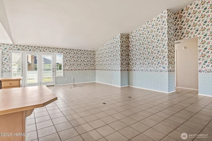 Property photo for 8204 Midvale Road, Yakima photo 10