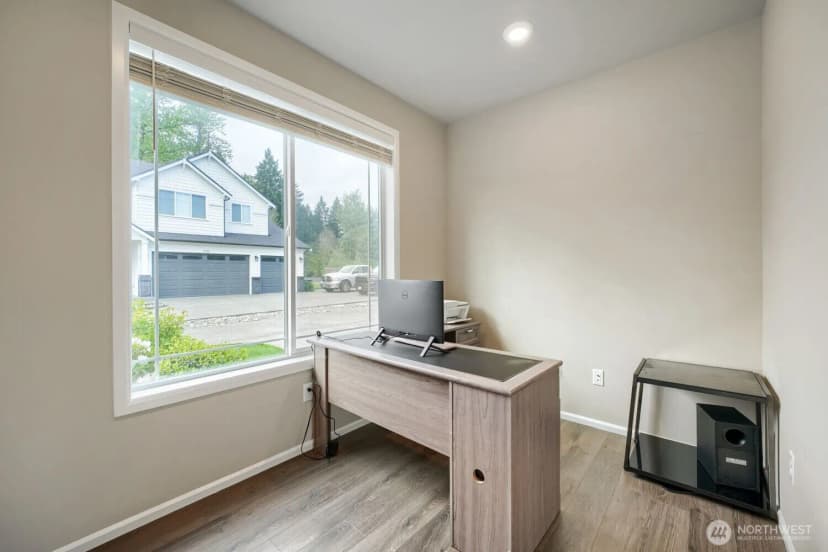 Property photo for 17326 129th Avenue E, Puyallup photo 8