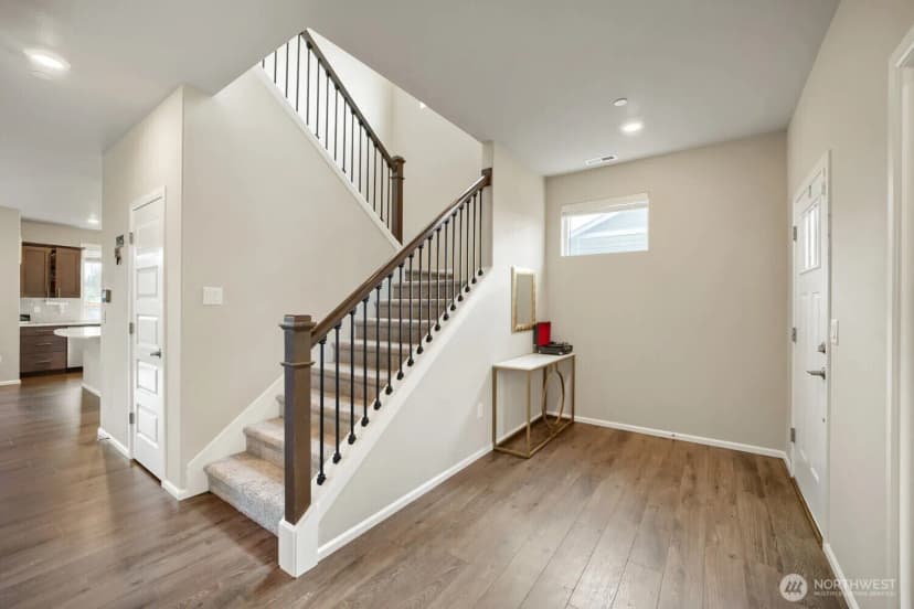 Property photo for 17326 129th Avenue E, Puyallup photo 5