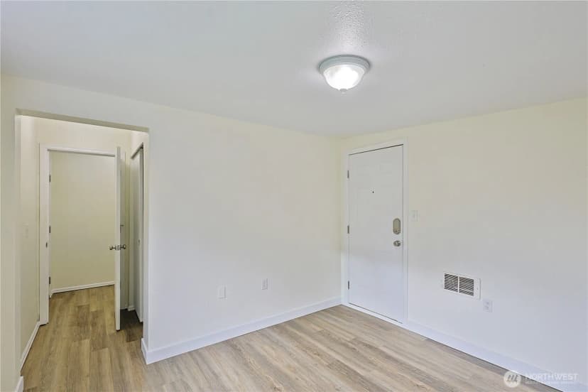 Property photo for 6412 Patton Avenue Sw, Lakewood photo 6