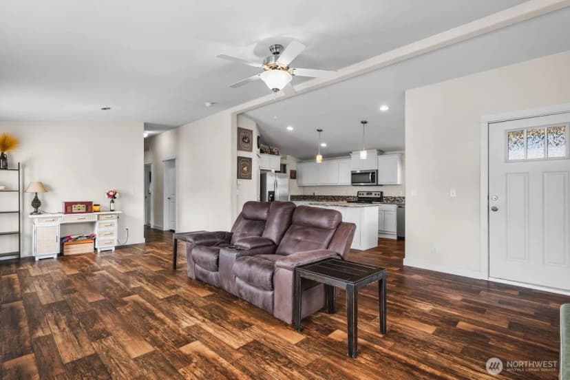 Property photo for 120 L Street Se, Auburn photo 4